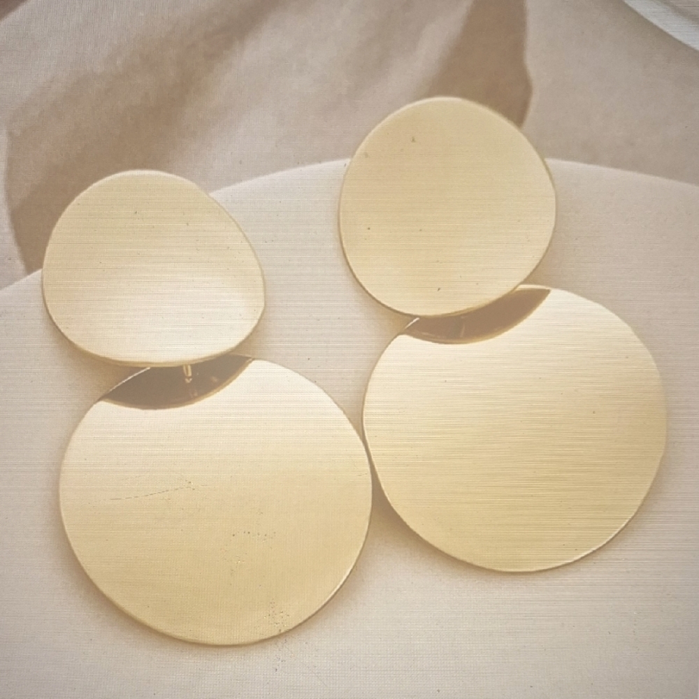 Elegant Gold Earrings
